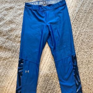 Under armour size medium blue workout tights.